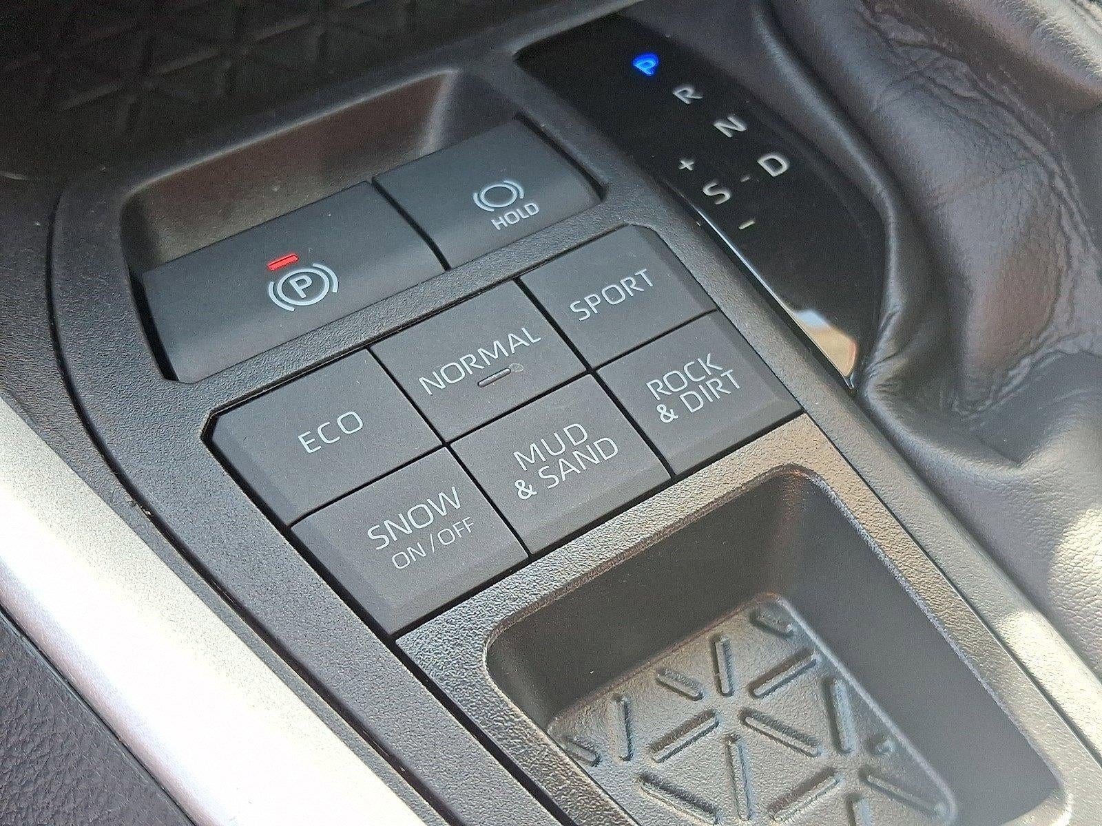 2024 Toyota RAV4 XLE AWD (Natl)