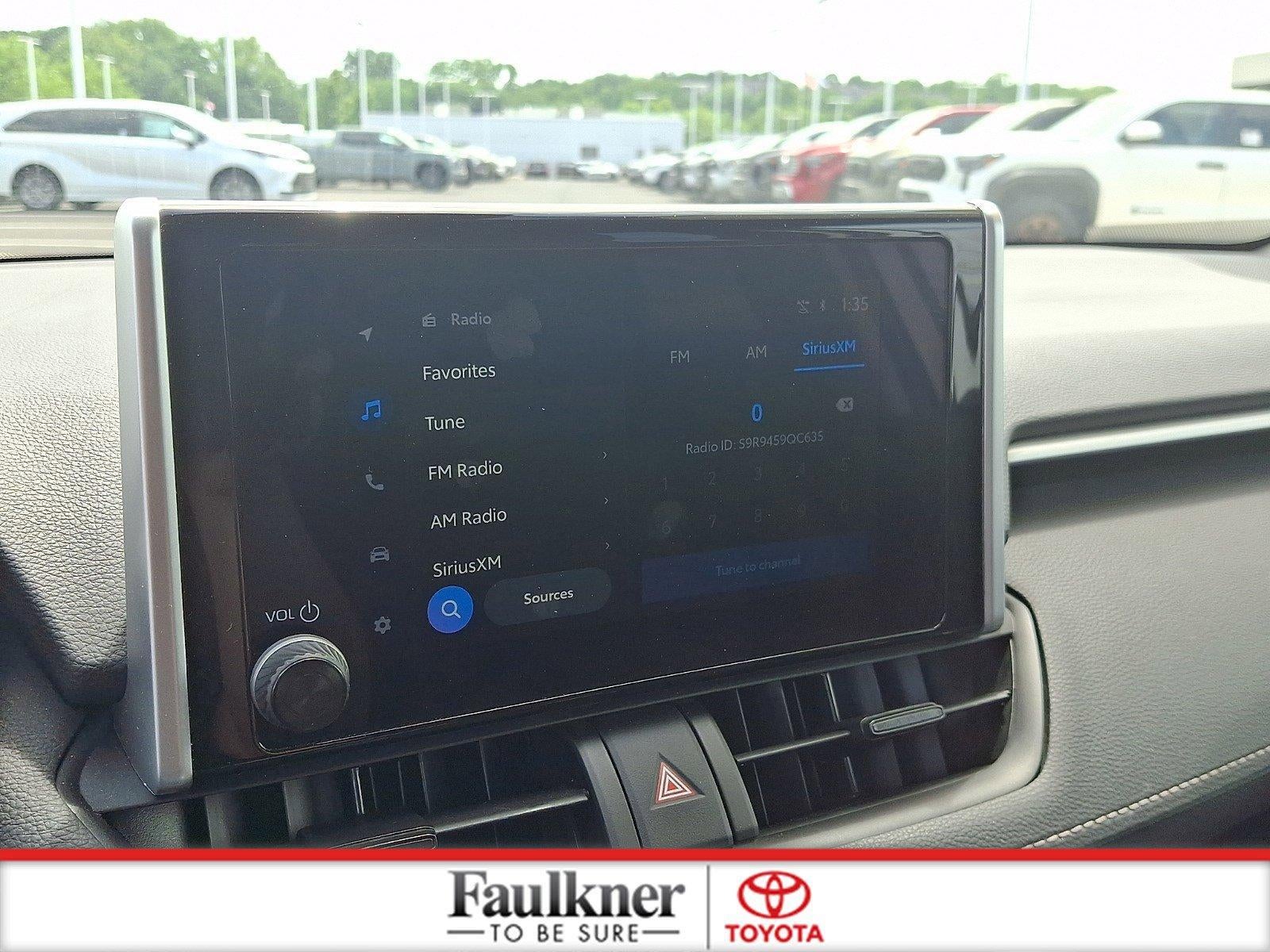 2025 Toyota RAV4 XLE AWD (Natl)