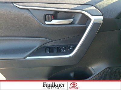 2025 Toyota RAV4 XLE AWD (Natl)