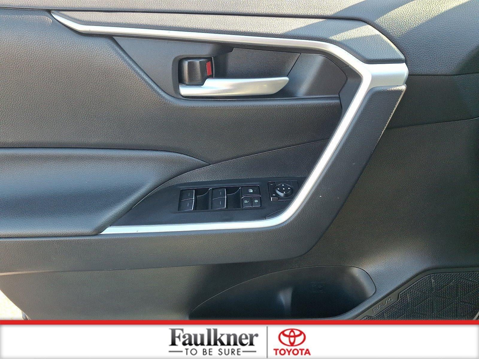 2025 Toyota RAV4 XLE AWD (Natl)