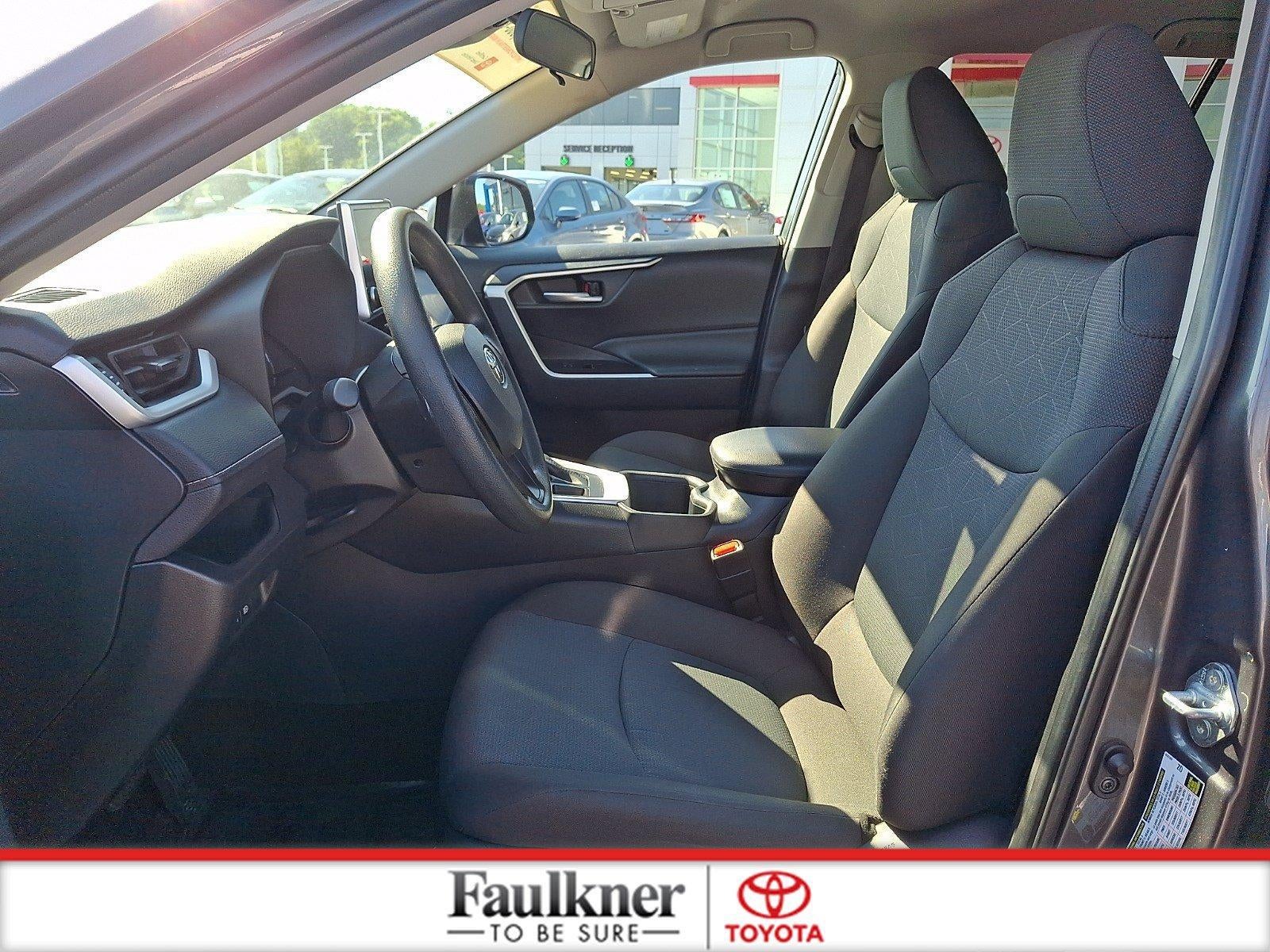 2025 Toyota RAV4 XLE AWD (Natl)
