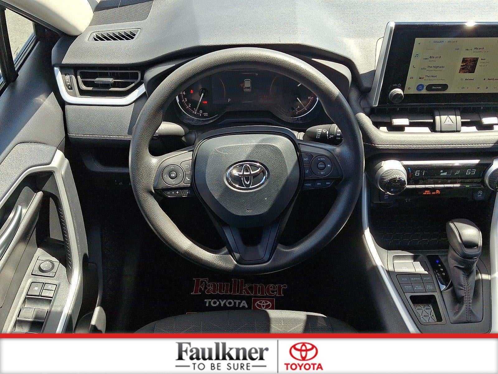 2025 Toyota RAV4 XLE AWD (Natl)
