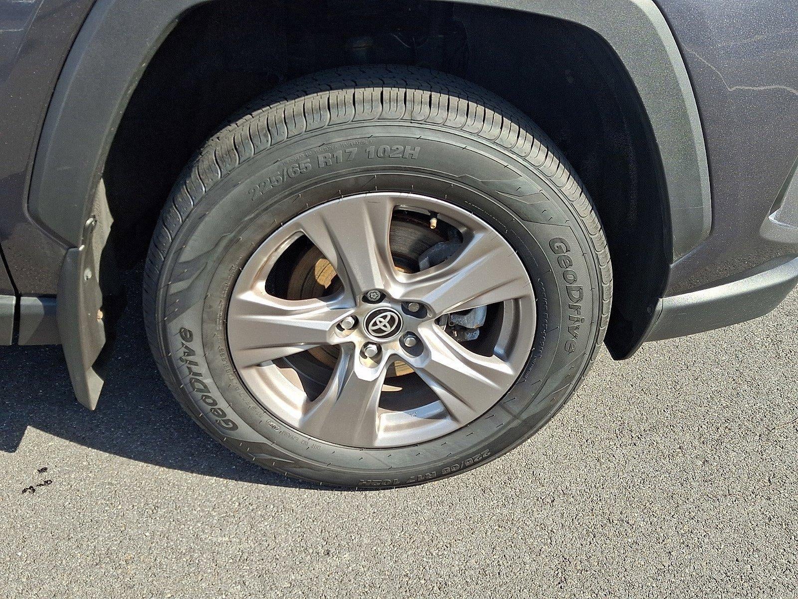 2024 Toyota RAV4 XLE AWD (Natl)