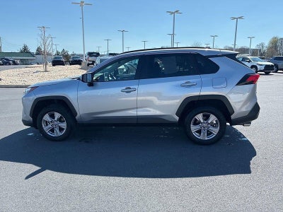 2025 Toyota RAV4 XLE AWD (Natl)