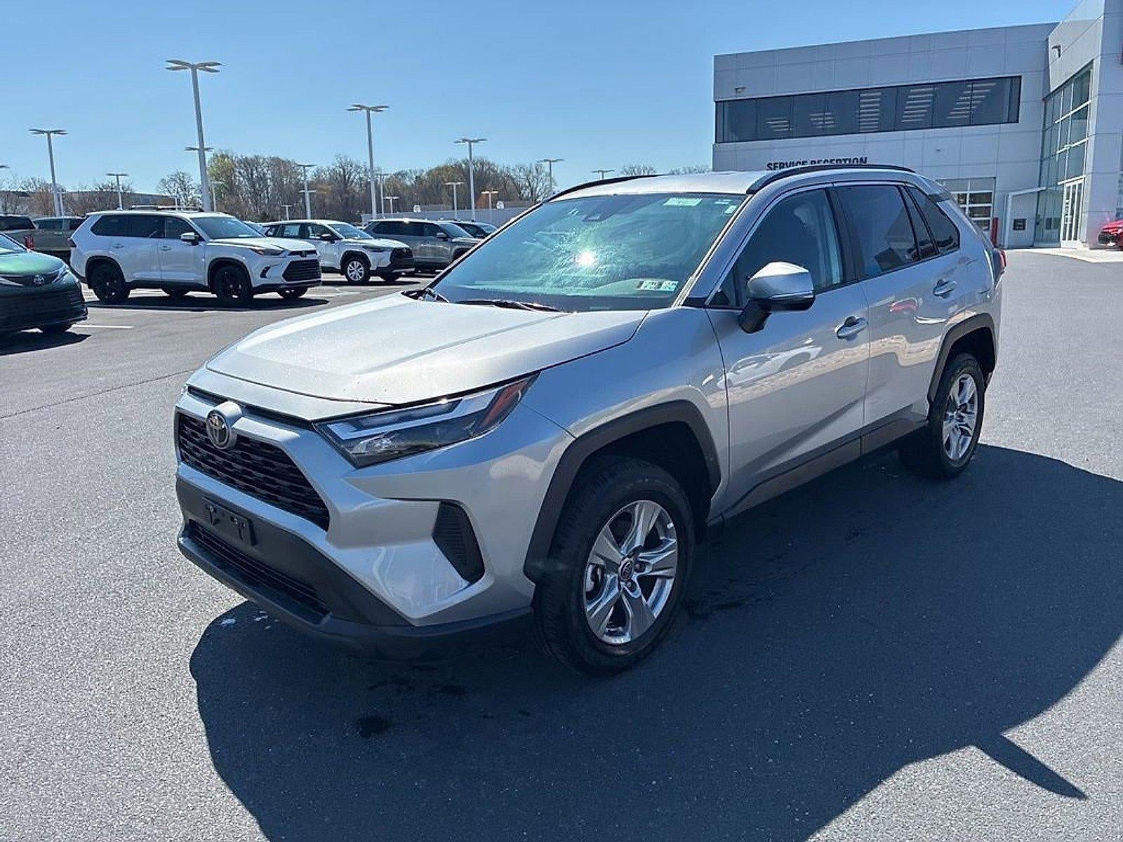 2025 Toyota RAV4 XLE AWD (Natl)