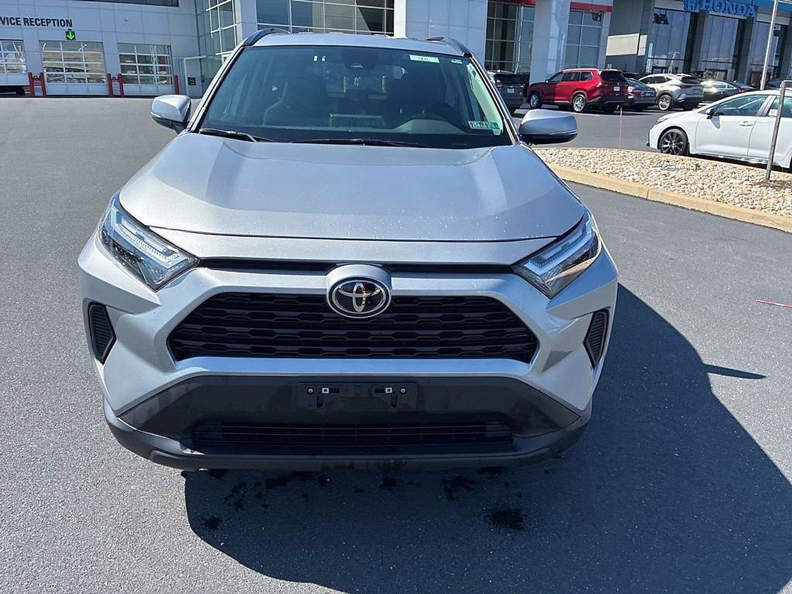 2025 Toyota RAV4 XLE AWD (Natl)