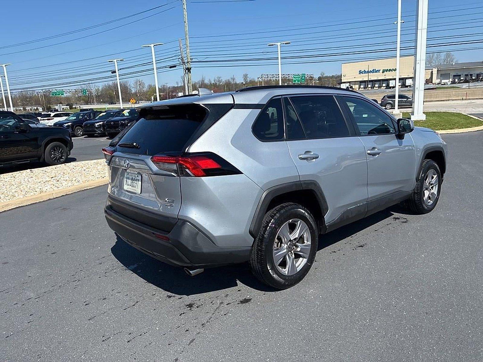2025 Toyota RAV4 XLE AWD (Natl)