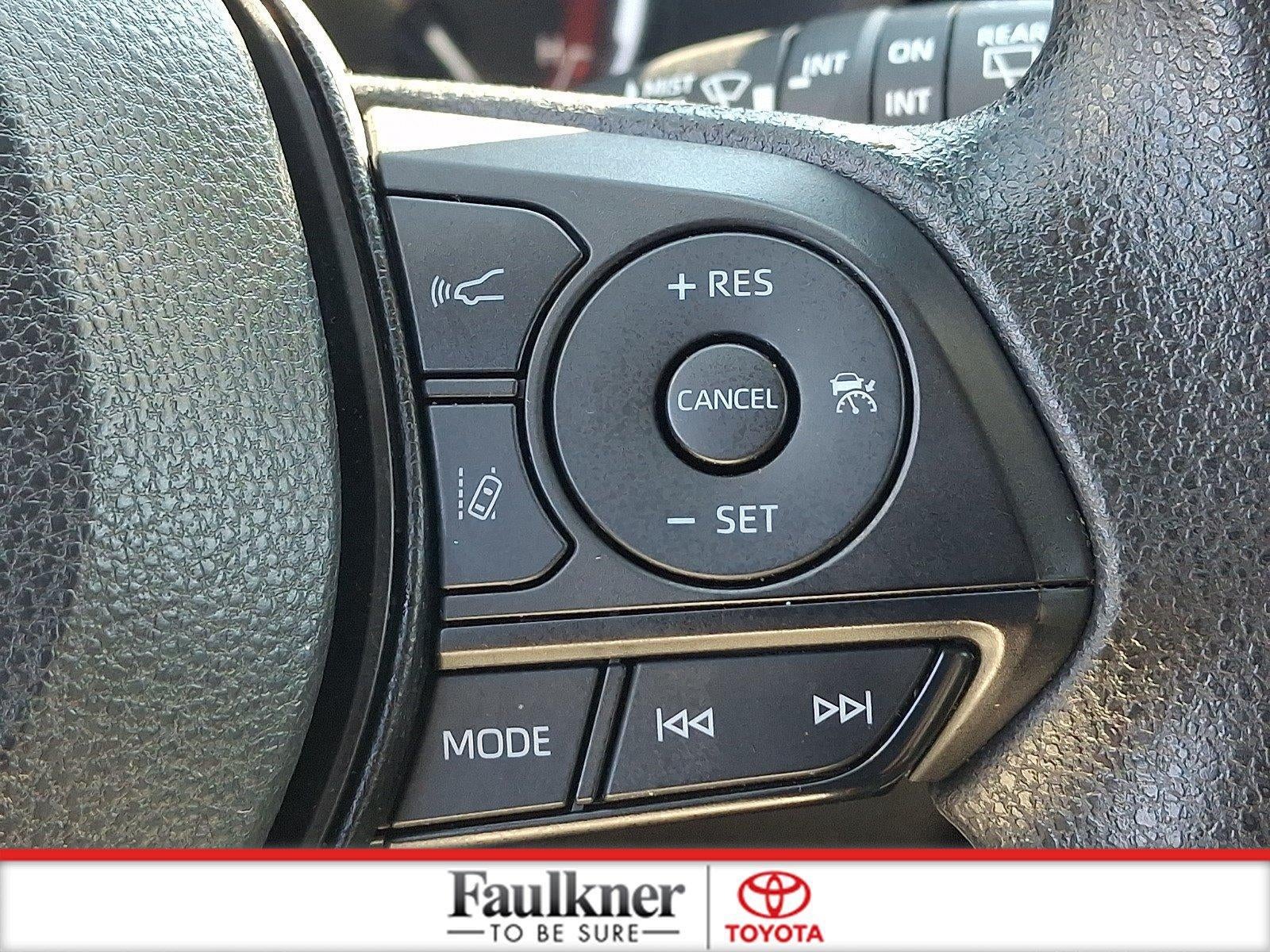 2025 Toyota RAV4 XLE AWD (Natl)