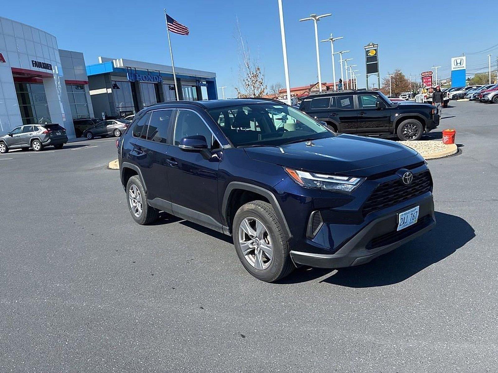 2025 Toyota RAV4 XLE AWD (Natl)