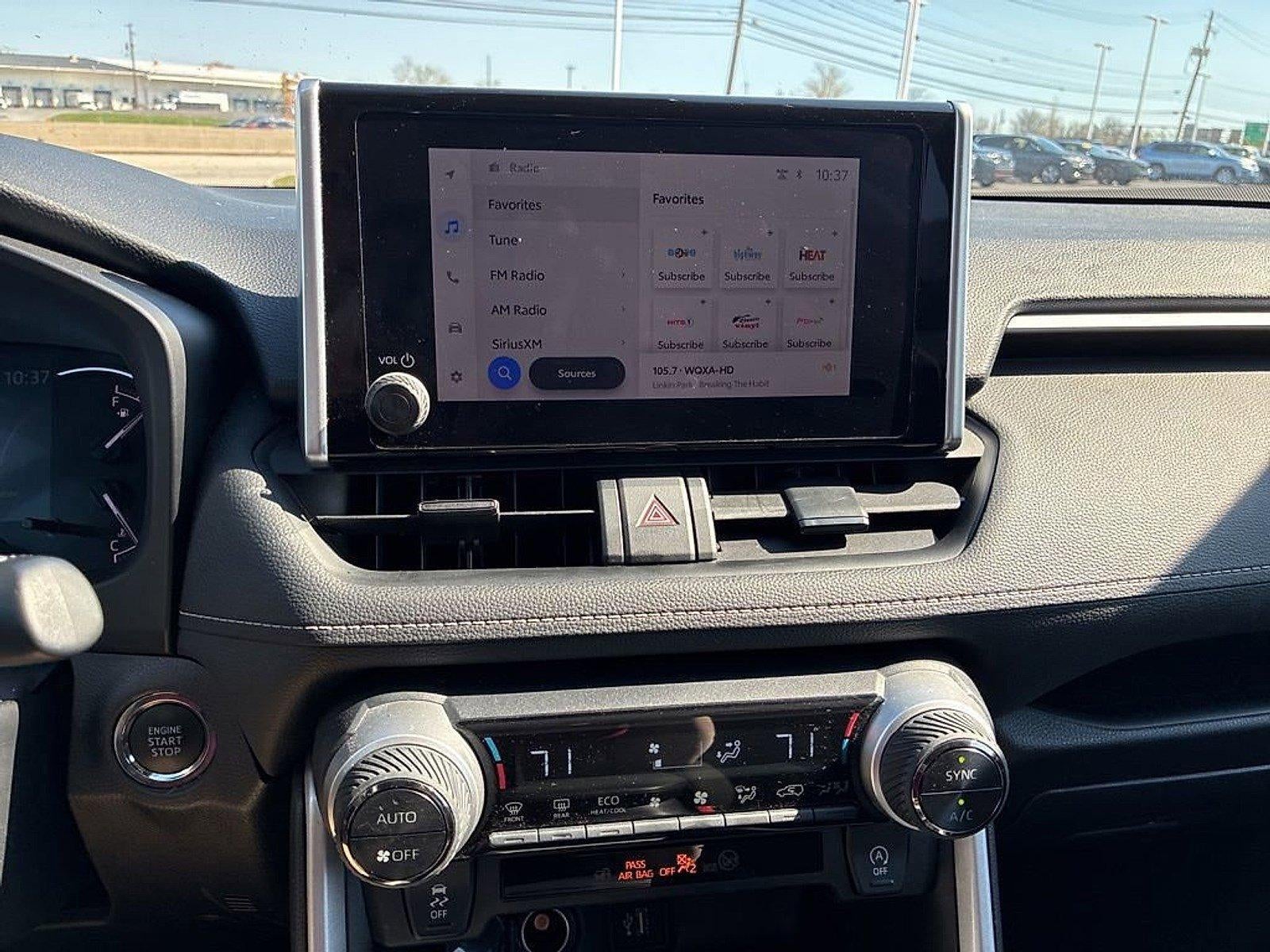 2025 Toyota RAV4 XLE AWD (Natl)