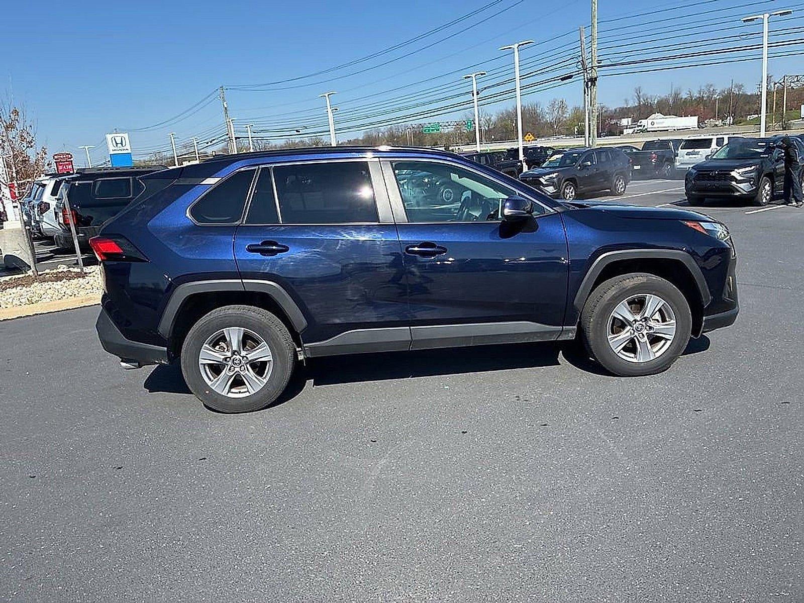 2025 Toyota RAV4 XLE AWD (Natl)