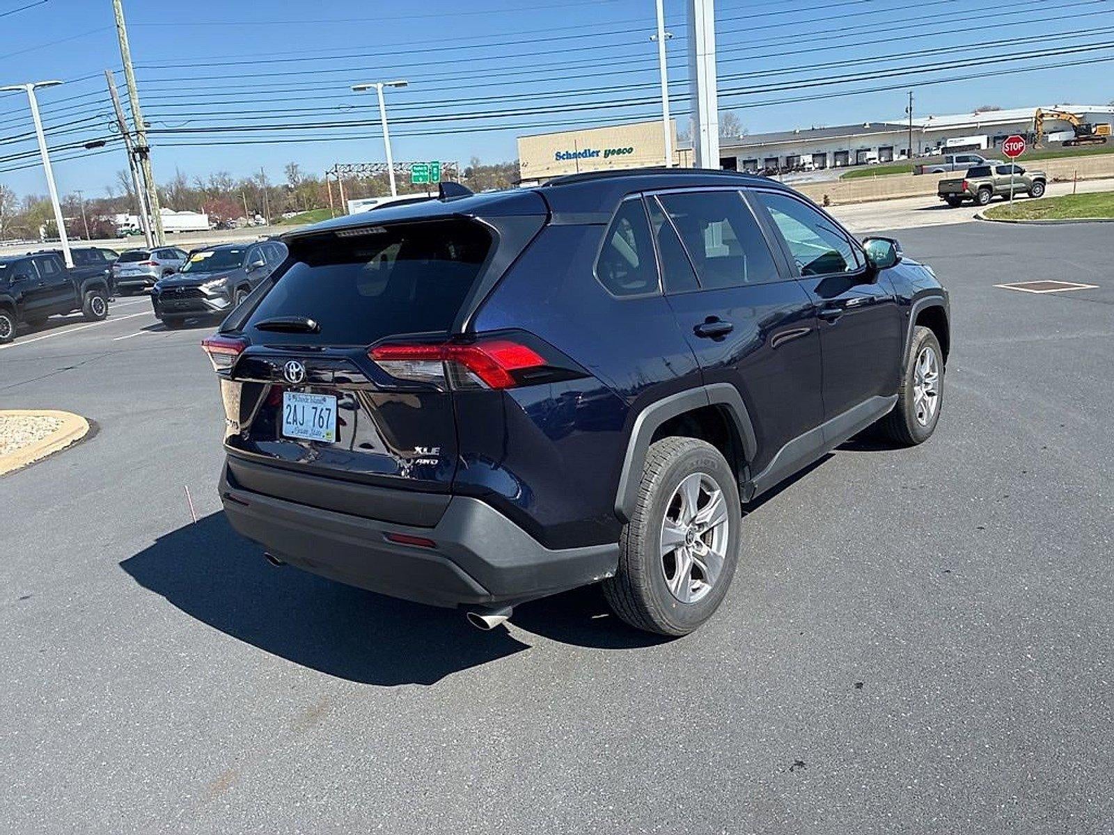 2025 Toyota RAV4 XLE AWD (Natl)