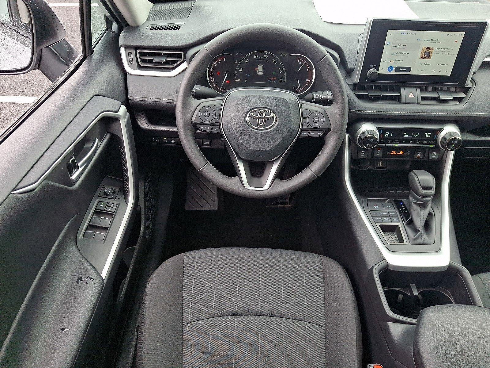 2025 Toyota RAV4 XLE AWD (Natl)