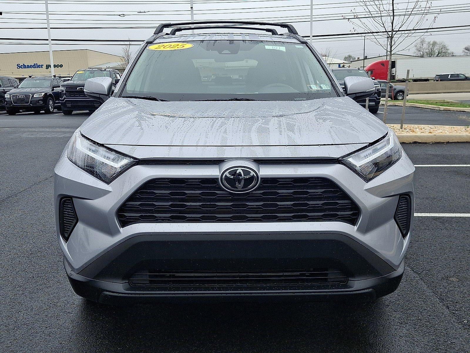 2025 Toyota RAV4 XLE AWD (Natl)