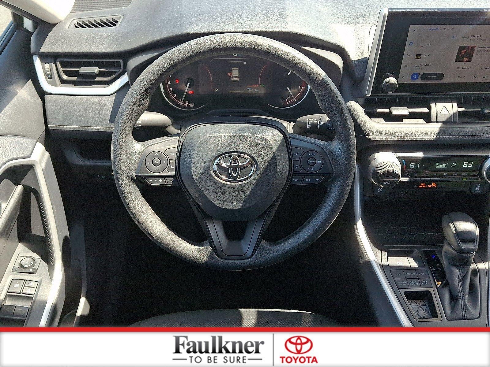 2025 Toyota RAV4 XLE AWD (Natl)