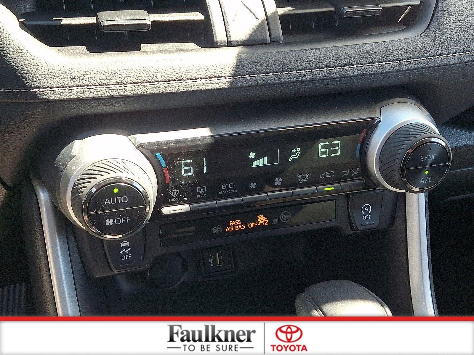 2025 Toyota RAV4 XLE AWD (Natl)