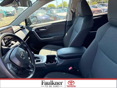 2025 Toyota RAV4 XLE AWD (Natl)