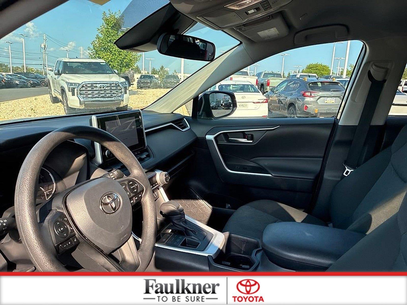 2025 Toyota RAV4 XLE AWD (Natl)