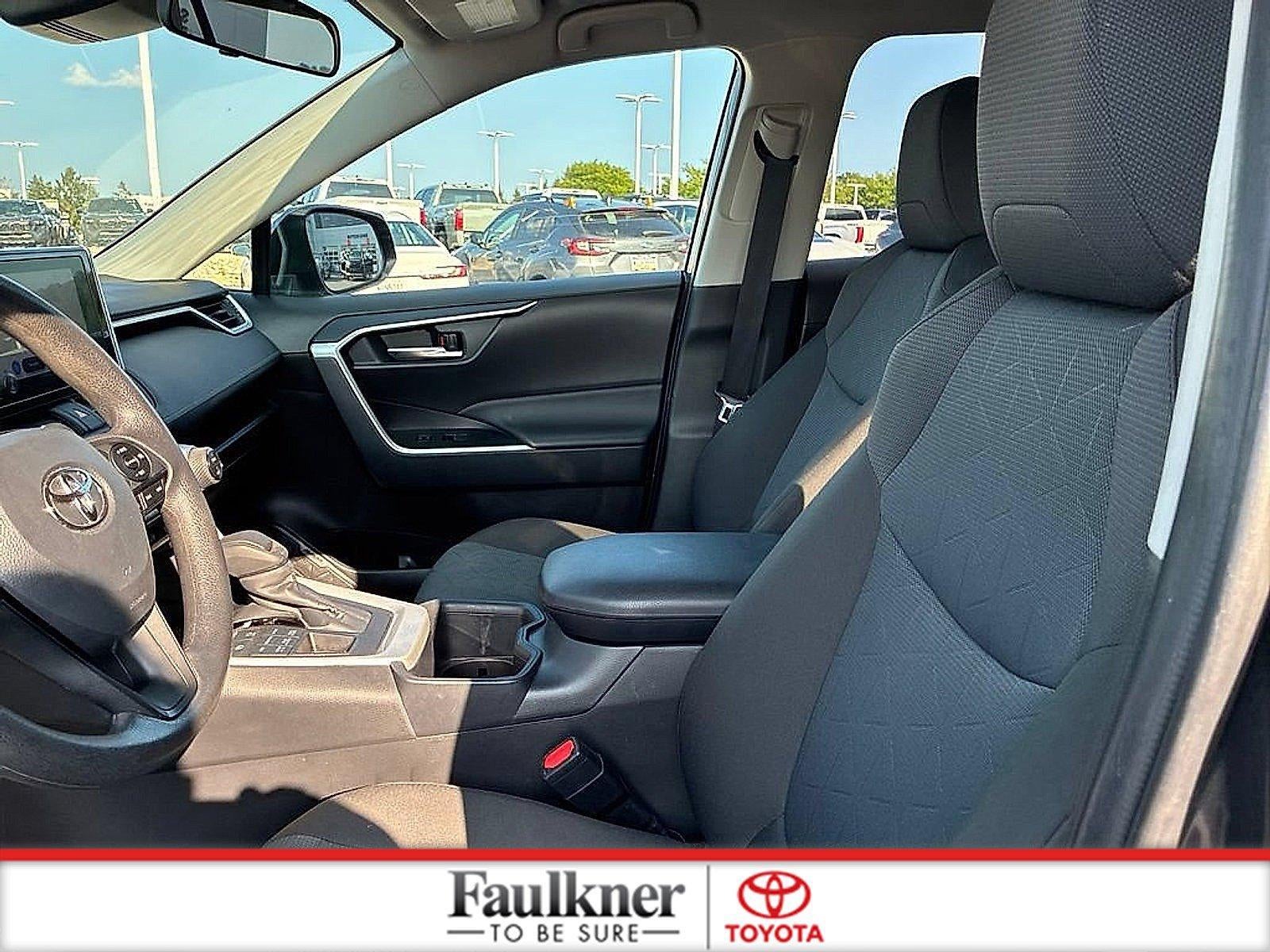 2025 Toyota RAV4 XLE AWD (Natl)