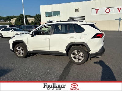 2025 Toyota RAV4 XLE AWD (Natl)