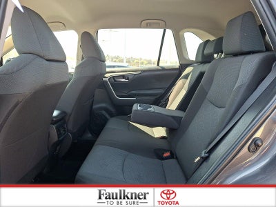 2025 Toyota RAV4 XLE AWD (Natl)