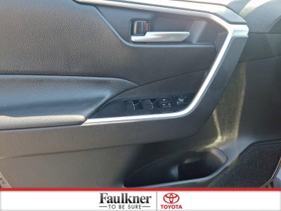 2025 Toyota RAV4 XLE AWD (Natl)