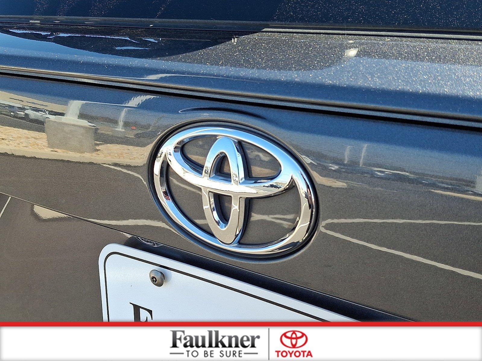 2025 Toyota RAV4 XLE AWD (Natl)