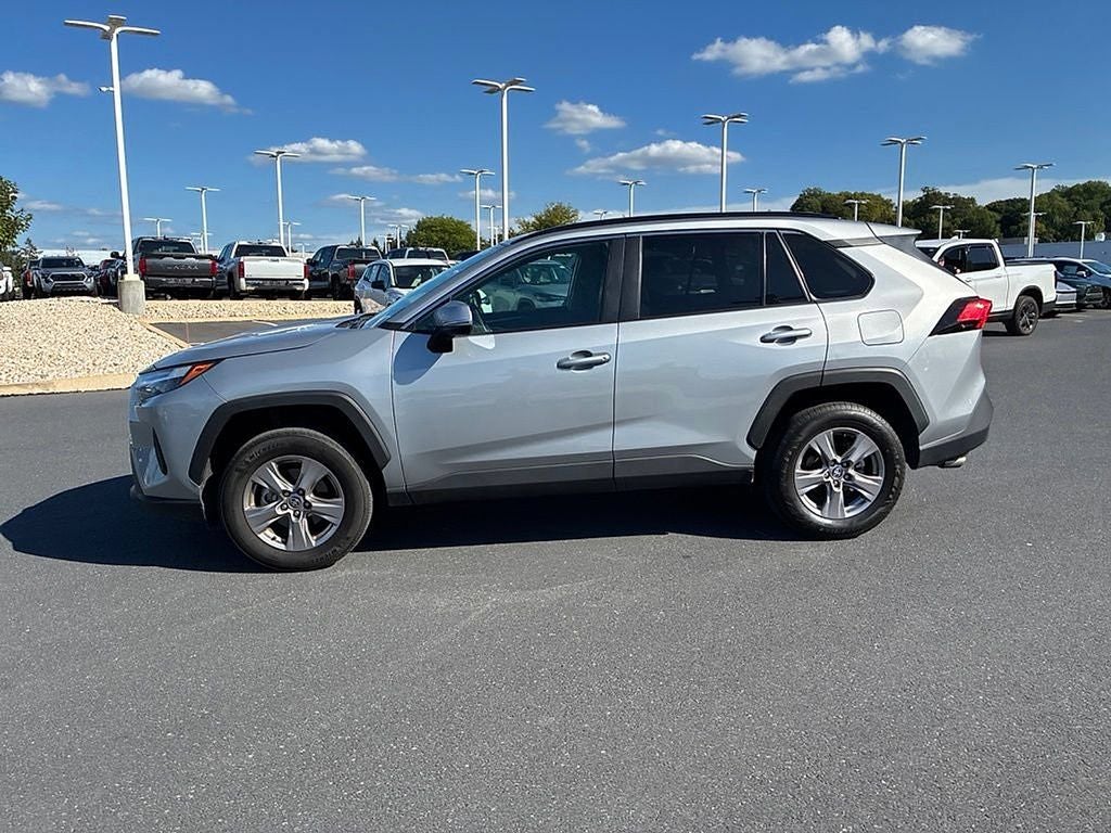 2025 Toyota RAV4 XLE AWD (Natl)