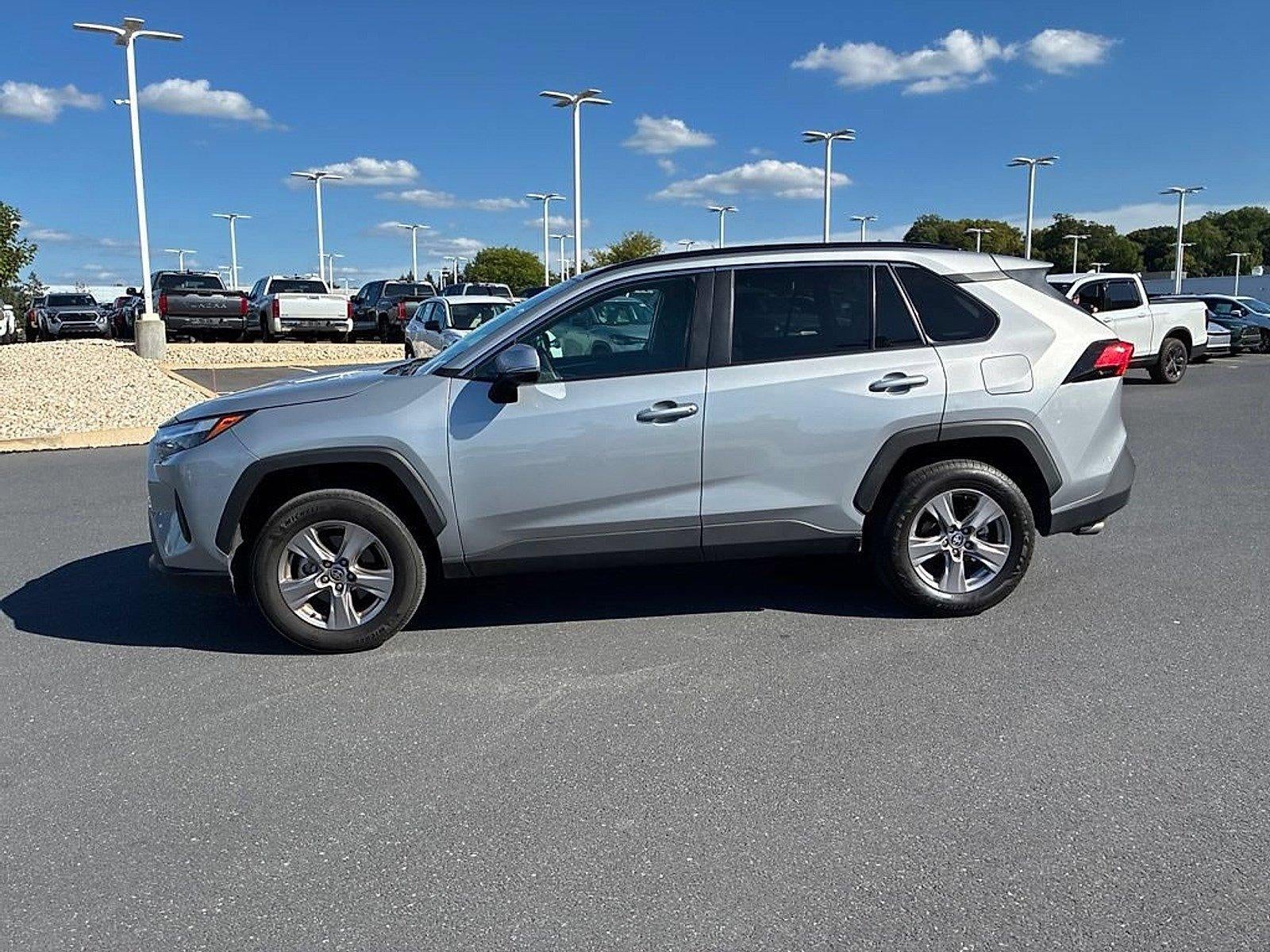 2025 Toyota RAV4 XLE AWD (Natl)