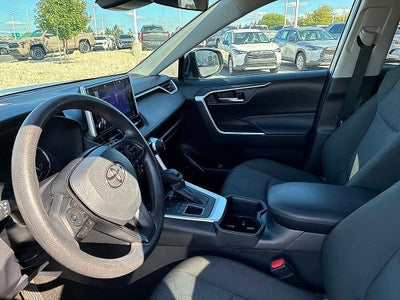 2025 Toyota RAV4 XLE AWD (Natl)