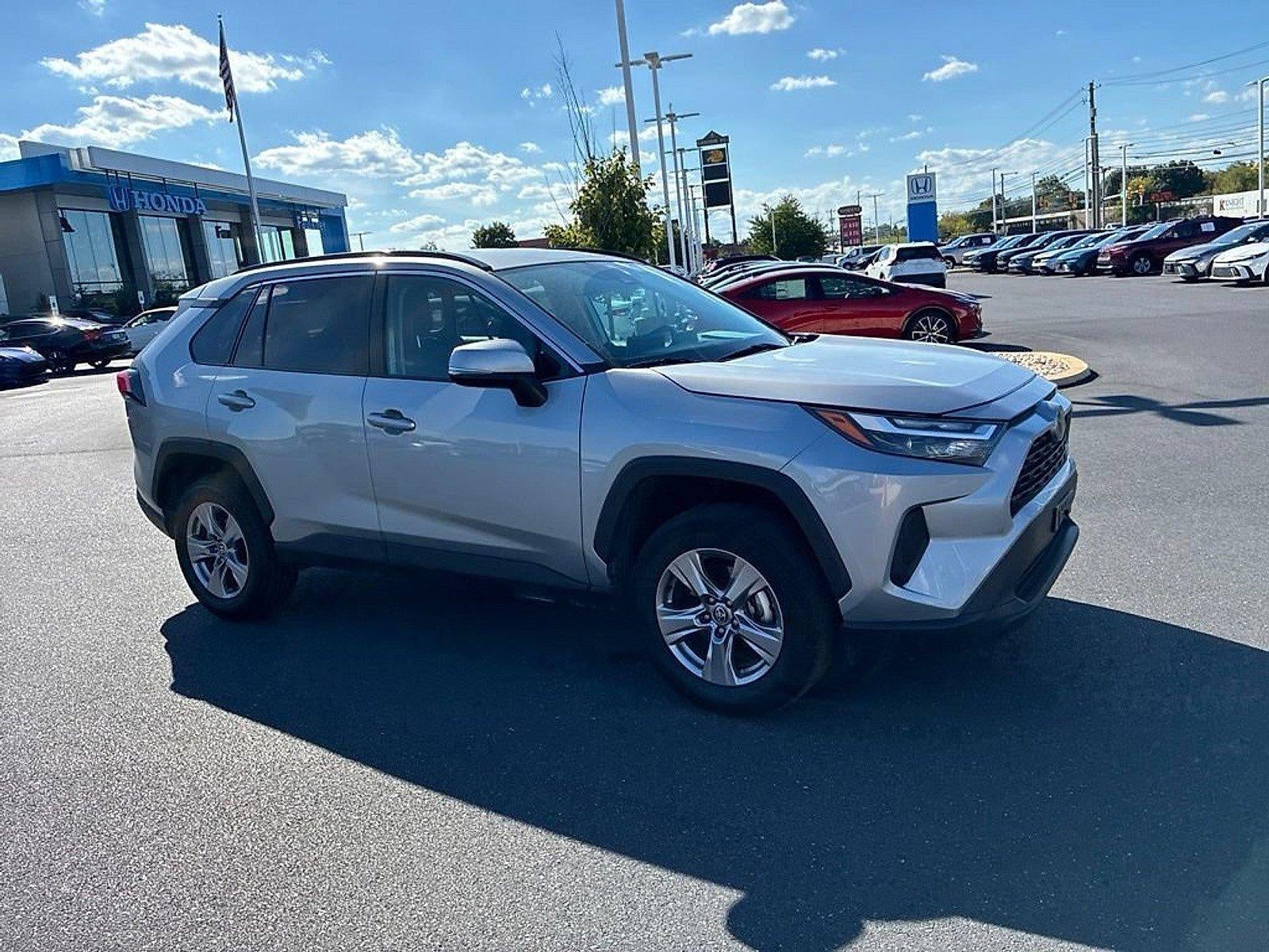 2025 Toyota RAV4 XLE AWD (Natl)