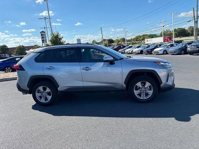 2025 Toyota RAV4 XLE AWD (Natl)