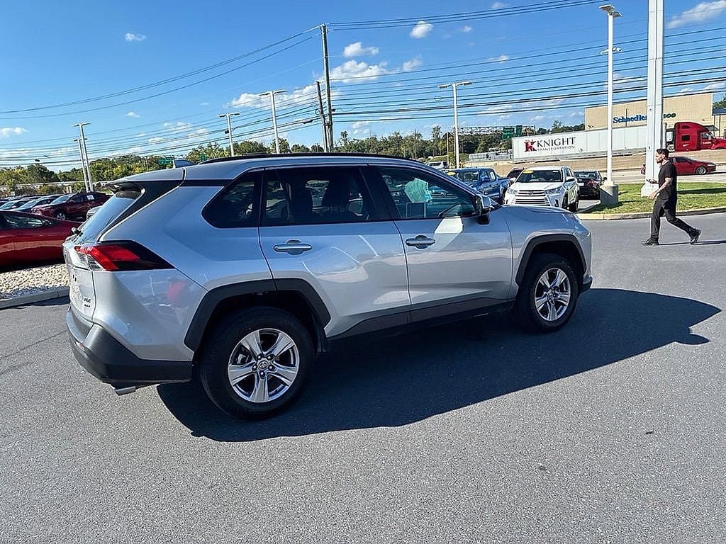 2025 Toyota RAV4 XLE AWD (Natl)