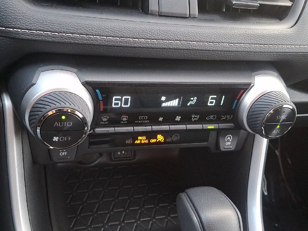 2025 Toyota RAV4 XLE CERTIFIED