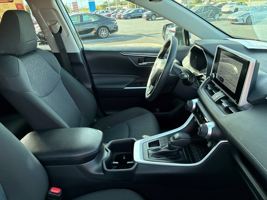 2025 Toyota RAV4 XLE CERTIFIED