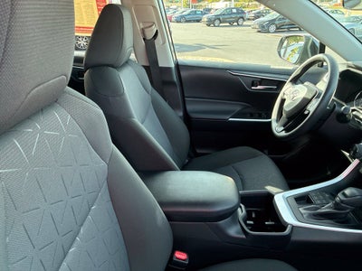 2025 Toyota RAV4 XLE CERTIFIED