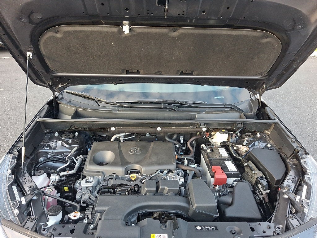 2025 Toyota RAV4 XLE CERTIFIED