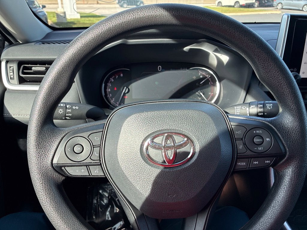 2025 Toyota RAV4 XLE CERTIFIED
