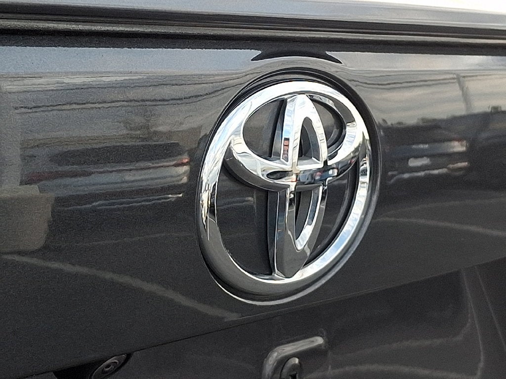 2025 Toyota RAV4 XLE CERTIFIED