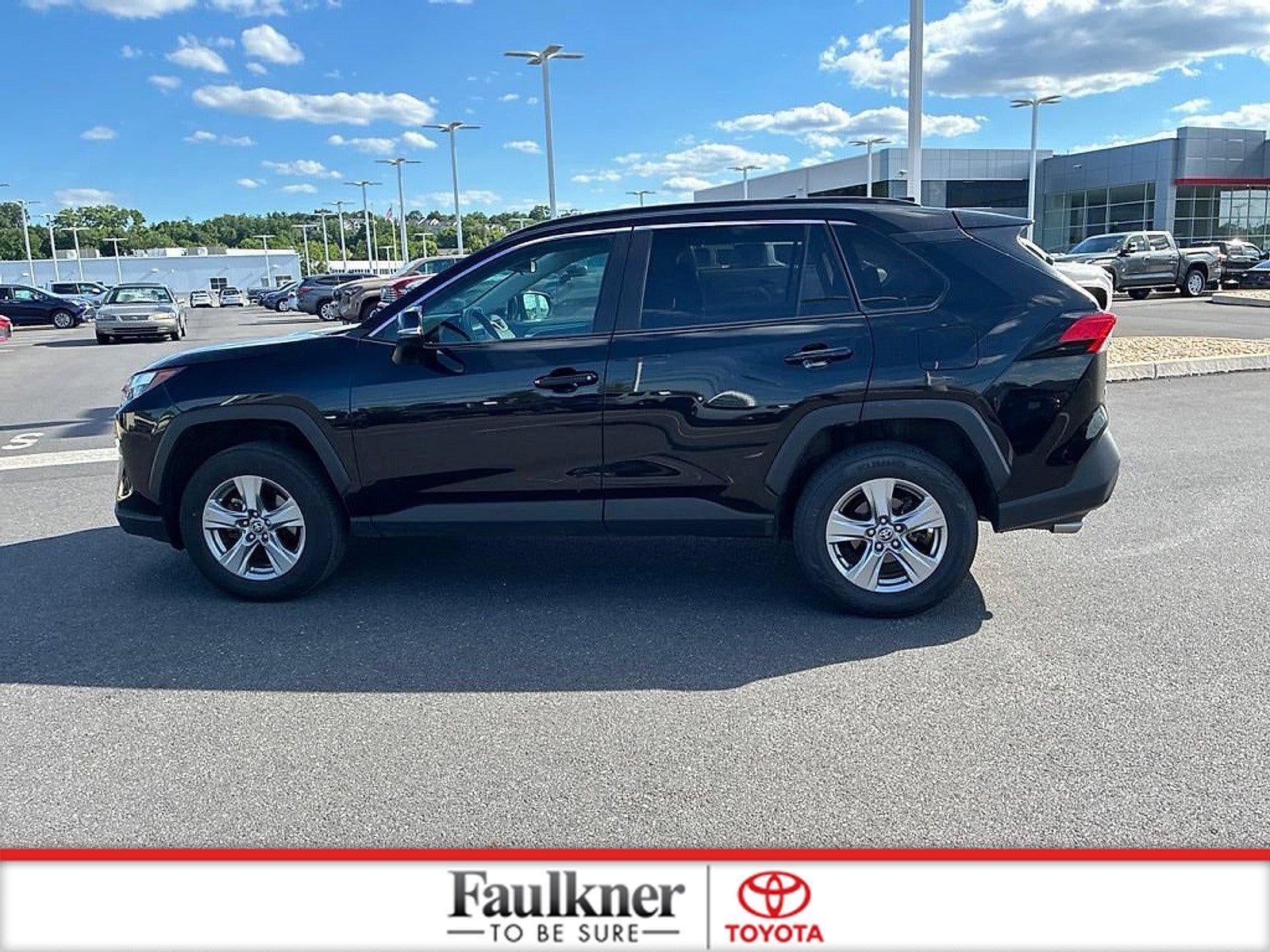 2025 Toyota RAV4 XLE AWD (Natl)