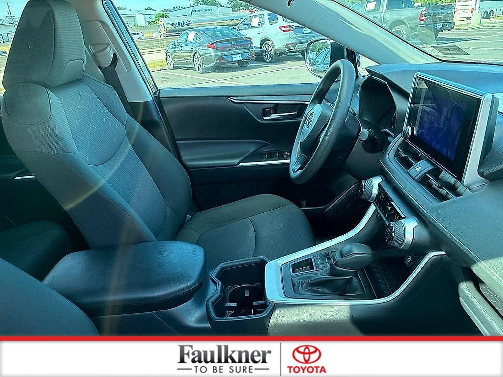 2025 Toyota RAV4 XLE AWD (Natl)