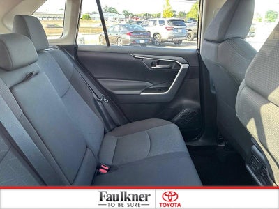 2025 Toyota RAV4 XLE AWD (Natl)