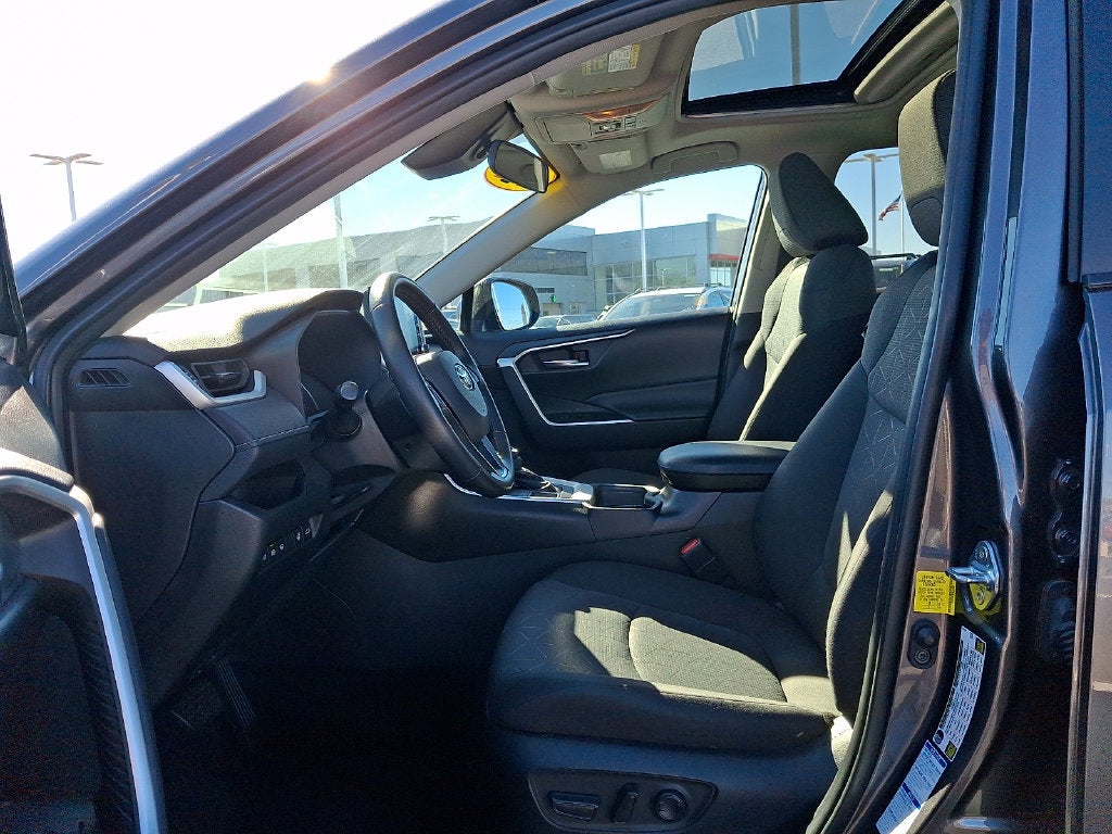 2021 Toyota RAV4 XLE CERTIFIED