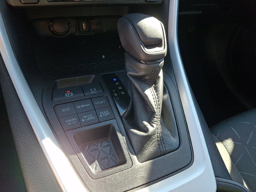 2021 Toyota RAV4 XLE CERTIFIED