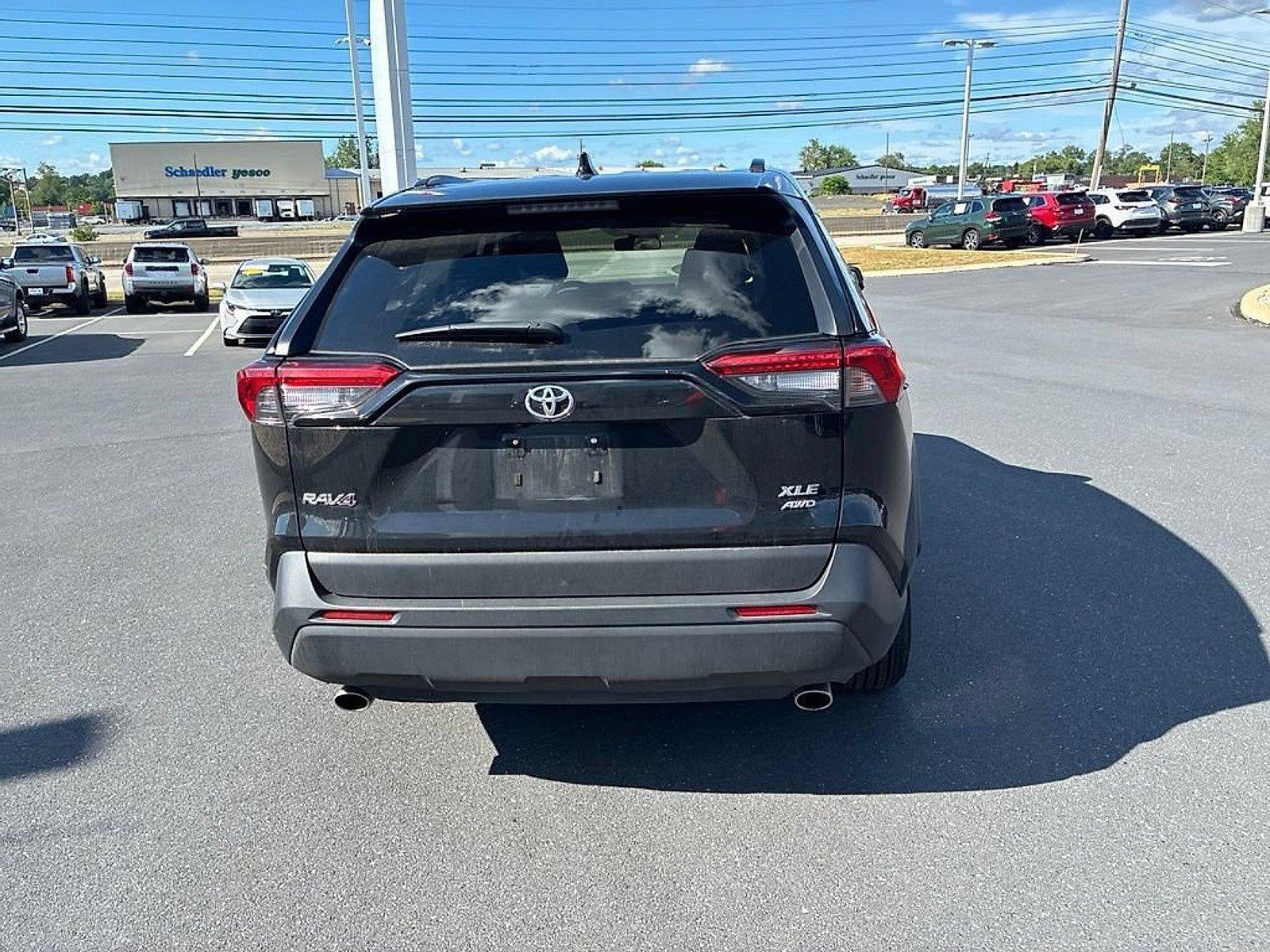 2025 Toyota RAV4 XLE AWD (Natl)
