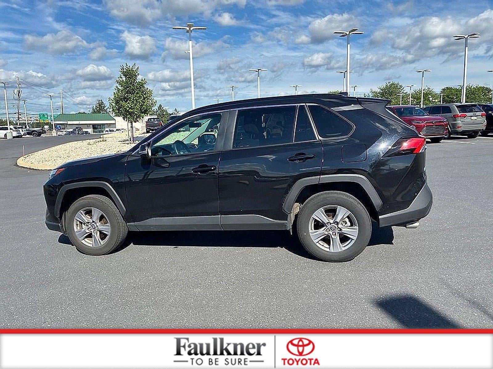 2025 Toyota RAV4 XLE AWD (Natl)