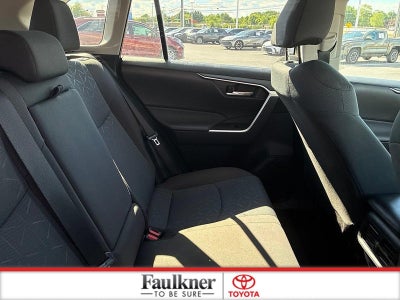 2025 Toyota RAV4 XLE AWD (Natl)