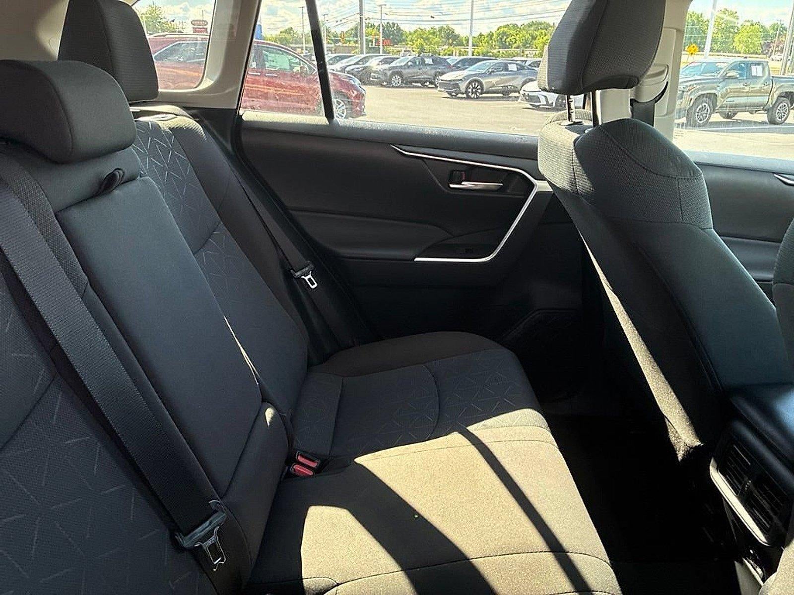 2025 Toyota RAV4 XLE AWD (Natl)
