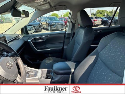 2025 Toyota RAV4 XLE AWD (Natl)