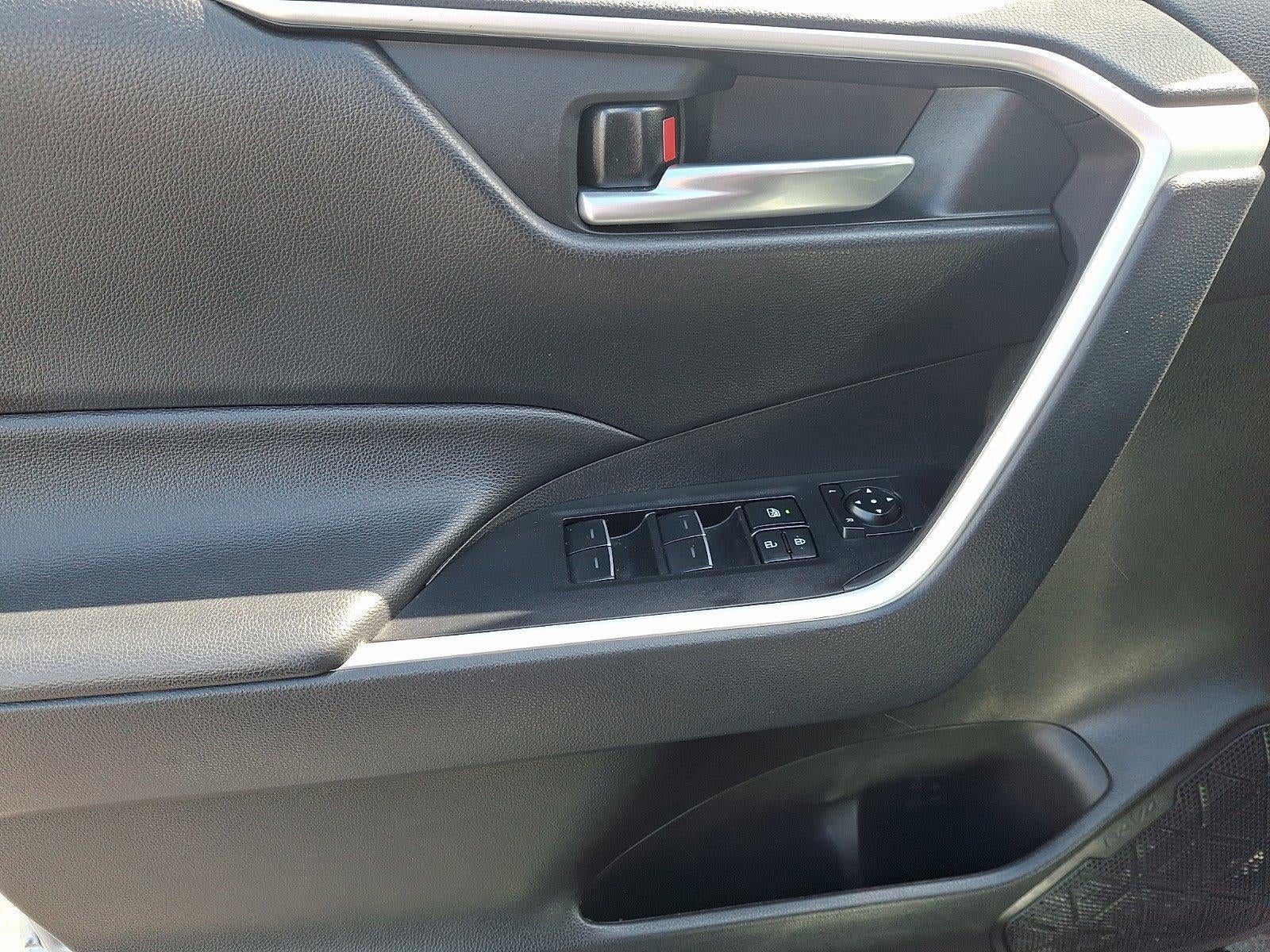 2025 Toyota RAV4 XLE AWD (Natl)